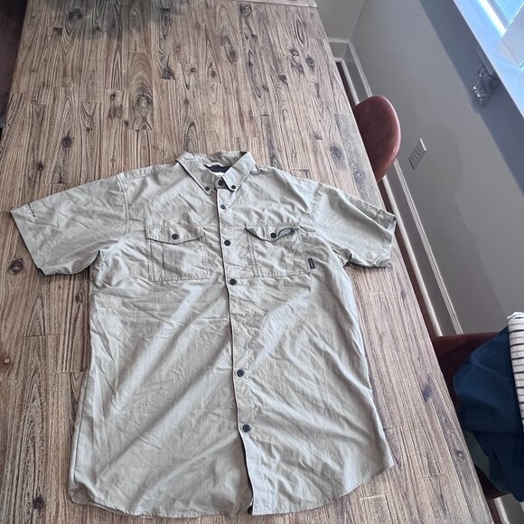 Columbia Khaki Color in Large Short Sleeve (S/S) Worn Once - Picture 1 of 4